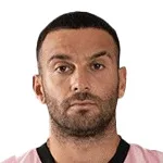 روبيرتو ينسيجني