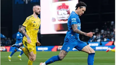 سمرفيل يخطف الأنظار في الظهور الأول بقميص الهلال