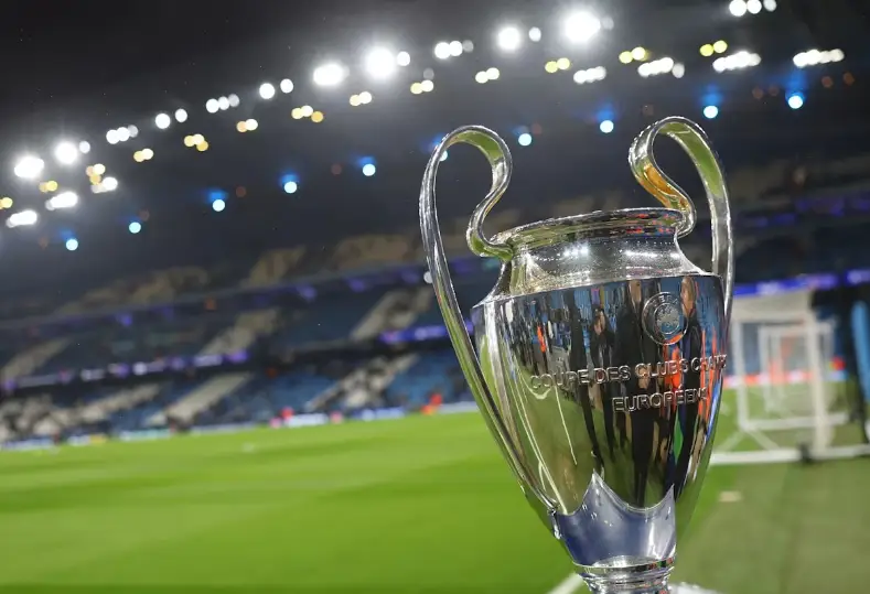 نتائج مثيرة في جولات دوري أبطال أوروبا: ليفربول يفتتح ملحمة الأربعاء بنصر درامي