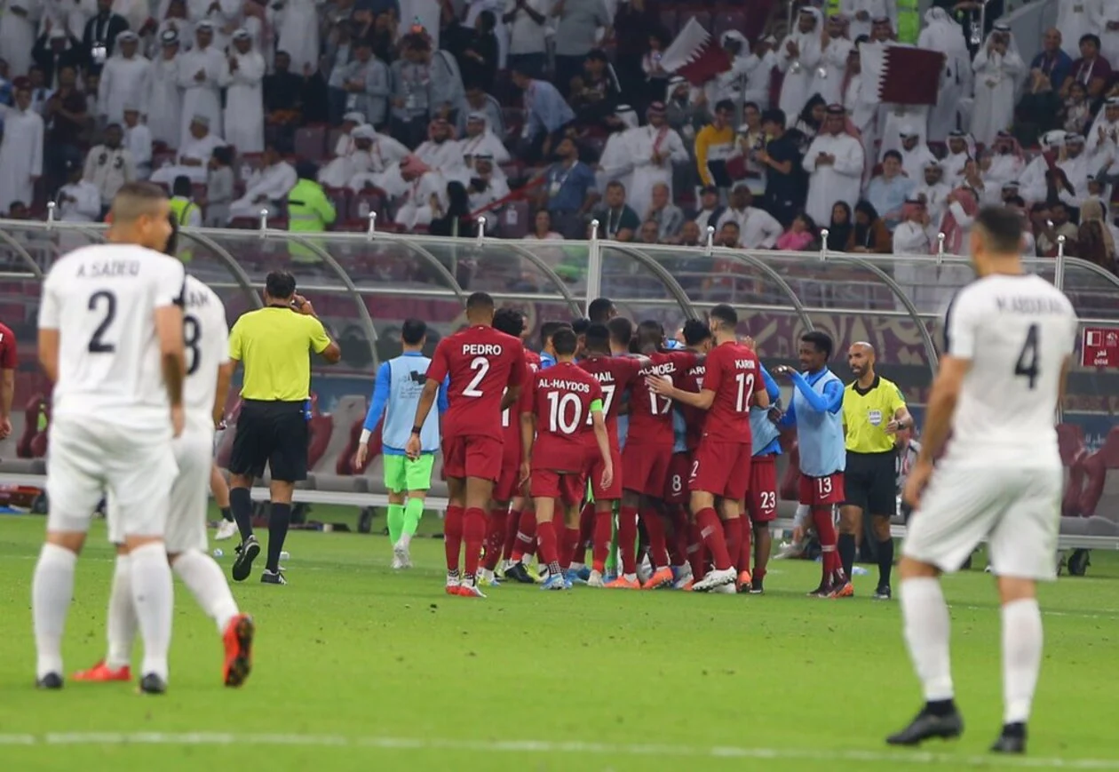 اليمن أمام قطر في كأس الخليج: خطوة حاسمة ومنافسة صريحة في جدة